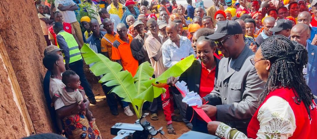 KIRUNDO : REMISE DE 520 MAISONS AUX MENAGES DES RAPATRIES A BUGABIRA